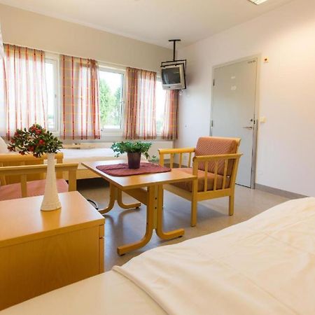 Stensby Hostel Eidsvoll ภายนอก รูปภาพ