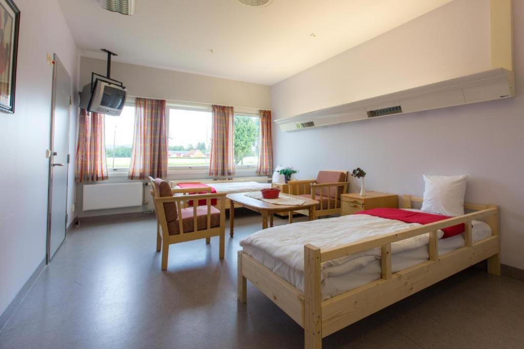 Stensby Hostel Eidsvoll ภายนอก รูปภาพ